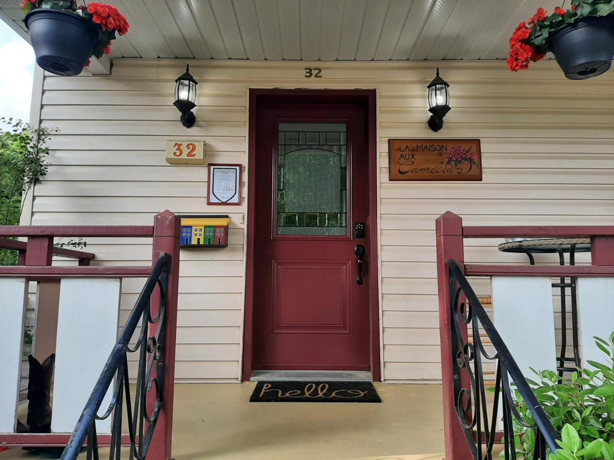 La Maison Aux Camelias Bed & Breakfast Коутикук Екстериор снимка