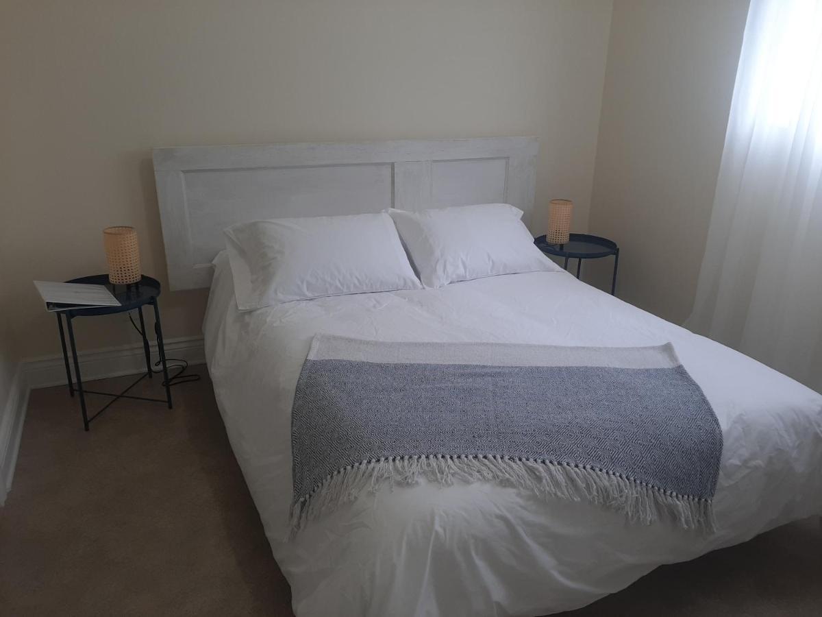 La Maison Aux Camelias Bed & Breakfast Коутикук Екстериор снимка