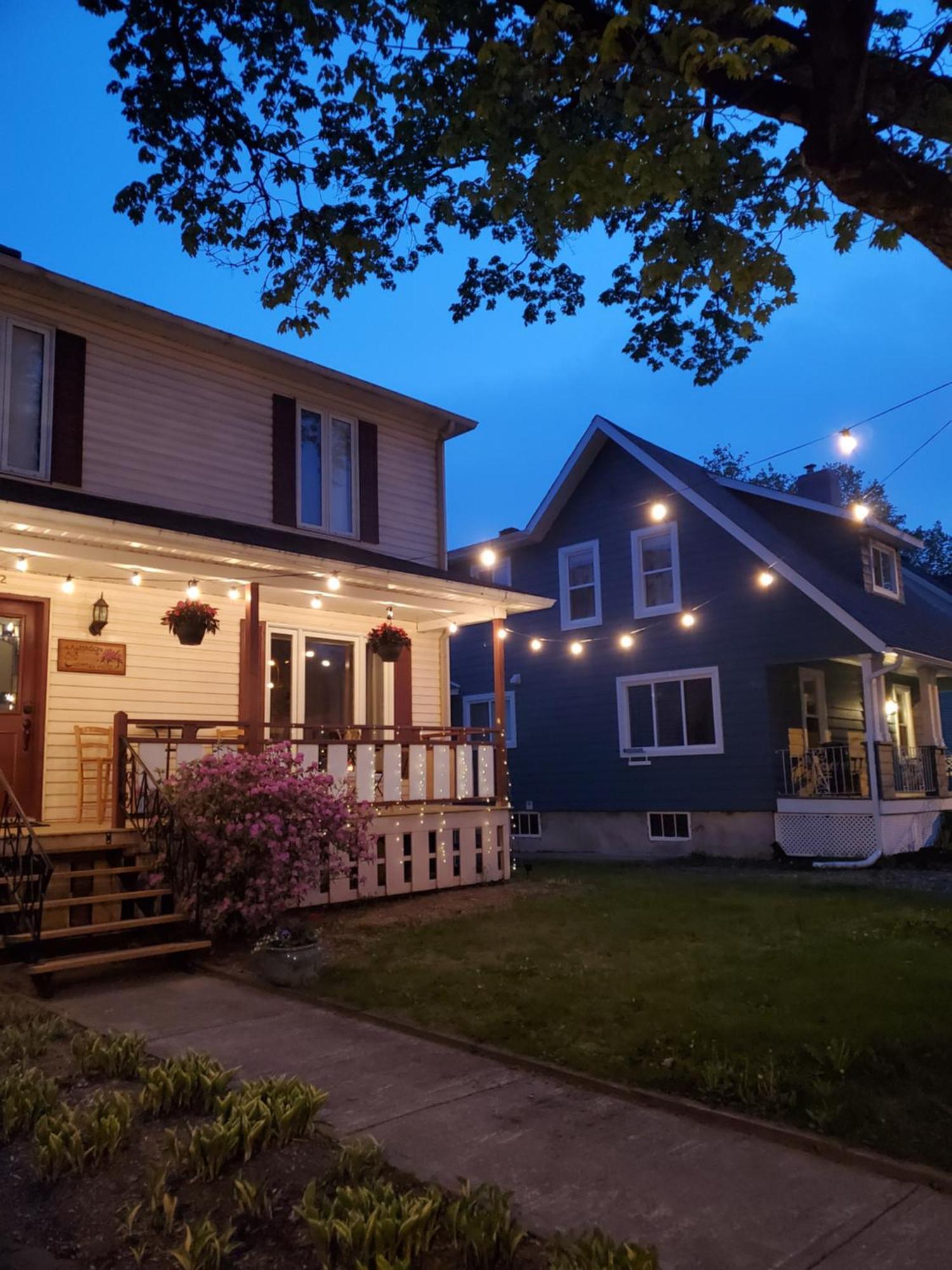 La Maison Aux Camelias Bed & Breakfast Коутикук Екстериор снимка